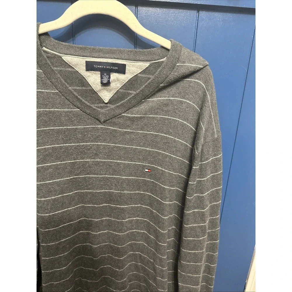 TOMMY HILFIGER MEN'S GRAY Striped‎ SWEATER SIZE XL LONG SLEEVE Pullover MEN